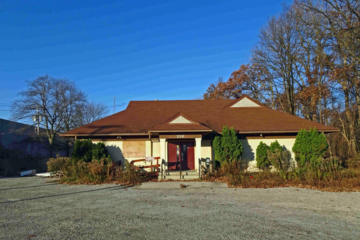 226 S Byrne Rd, Toledo, OH for sale Building Photo- Image 1 of 1