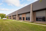 2044 Rue de la Province, Longueuil QC - Warehouse