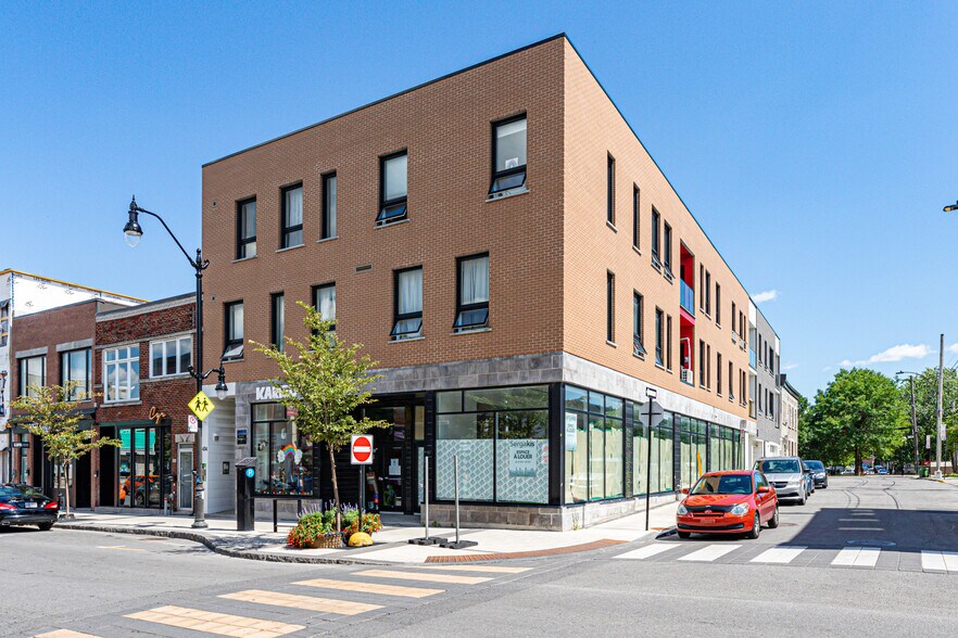 3434-3438 Rue Notre-Dame O, Montréal, QC for lease - Building Photo - Image 2 of 5