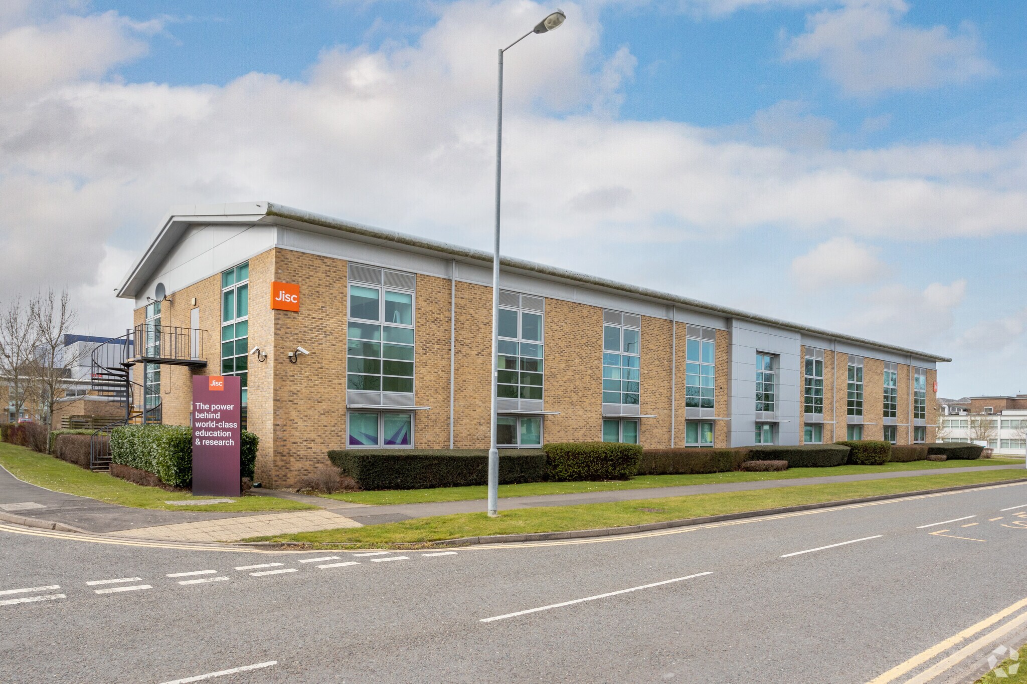 521 Library Av, Didcot for lease Primary Photo- Image 1 of 9