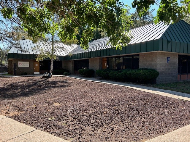 1515 E Cedar Ave, Flagstaff, AZ for lease Primary Photo- Image 1 of 4