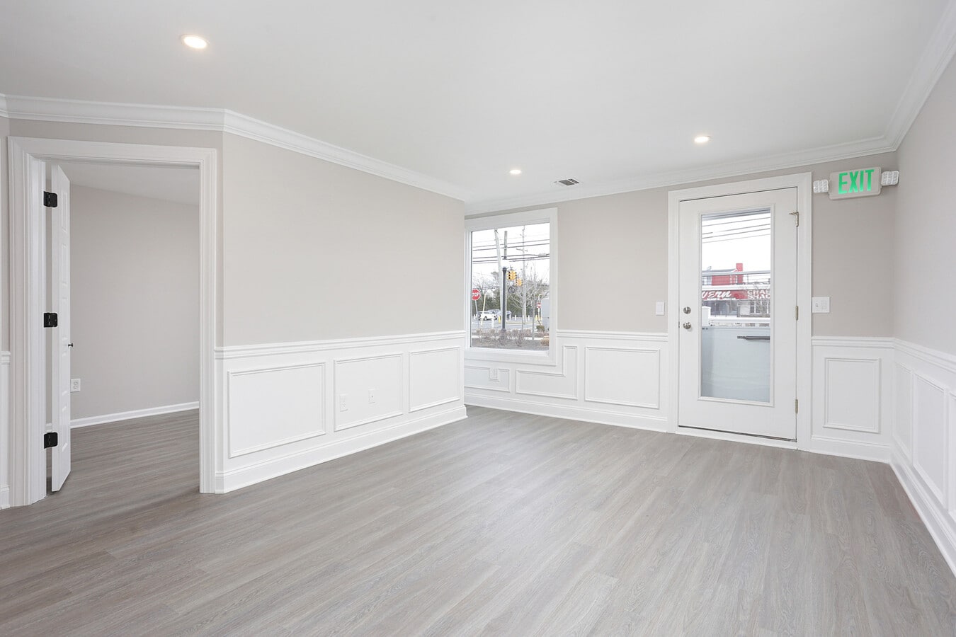 4 W Maryland Ave, Long Beach Township, NJ 08008