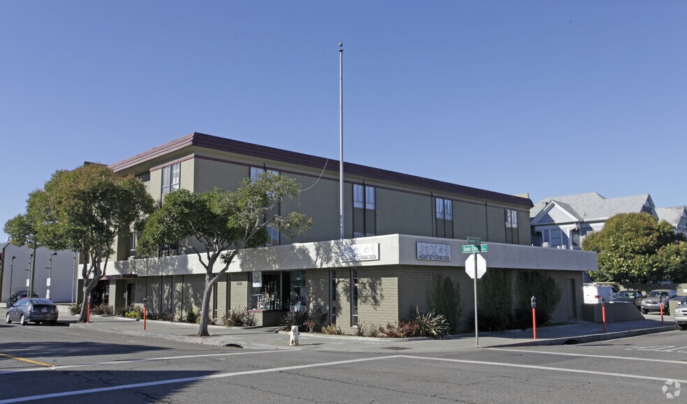 2445-2447 Santa Clara Ave, Alameda, CA for lease - Primary Photo - Image 1 of 14