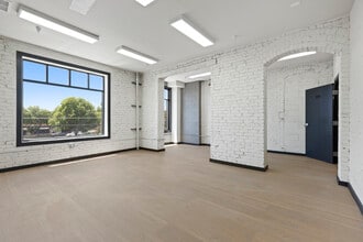 939 10th St, Modesto, CA for lease Interior Photo- Image 2 of 4