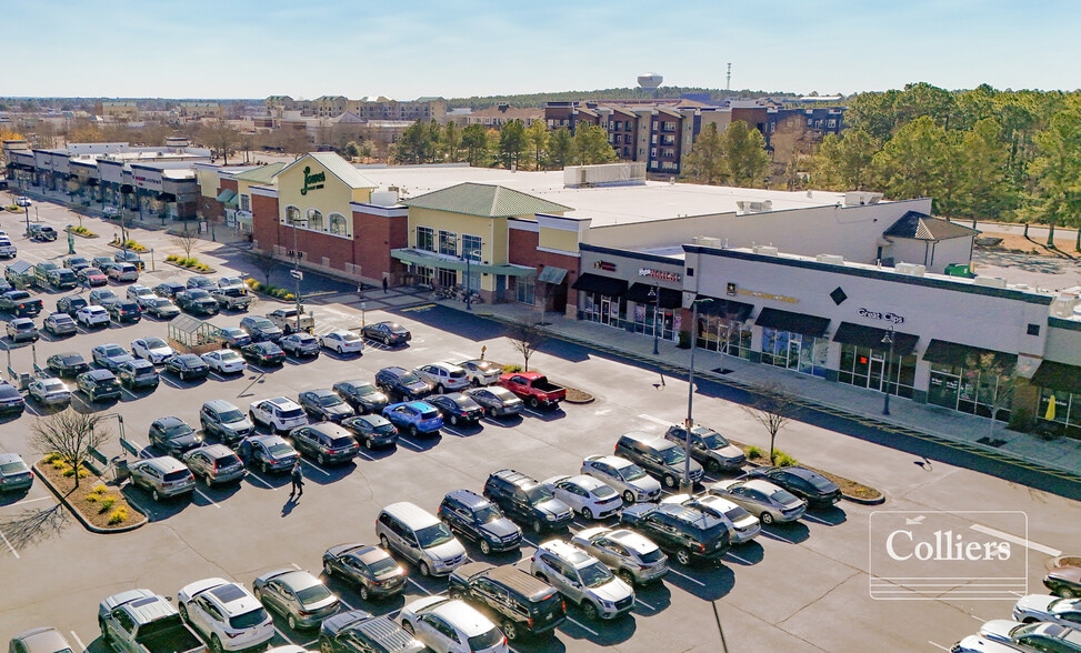 481 Town Center Pl, Columbia, SC for lease - Primary Photo - Image 1 of 45