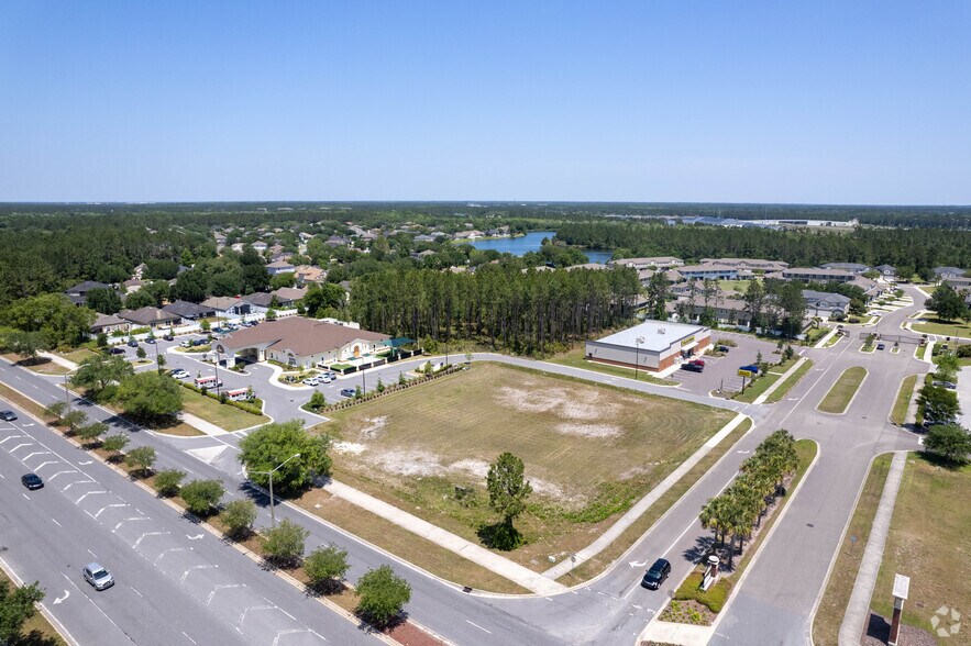 1075 Oakleaf Plantation Pky, Orange Park, FL 32065