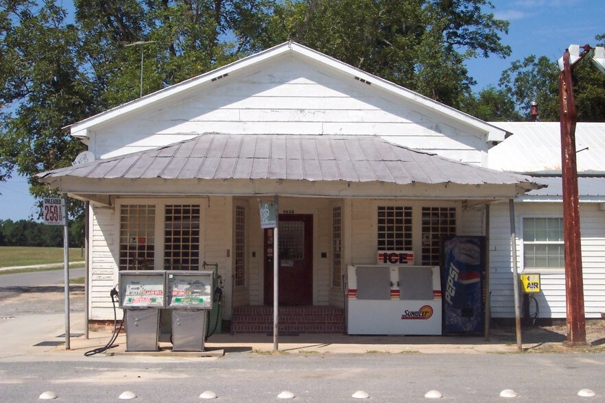 9654 Deepstep Rd, Sandersville, GA 31082