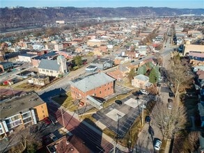 400 Duss Ave, Ambridge, PA - AERIAL  map view