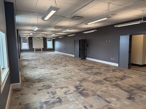 438-440 Scott St, Covington, KY for lease Interior Photo- Image 1 of 4