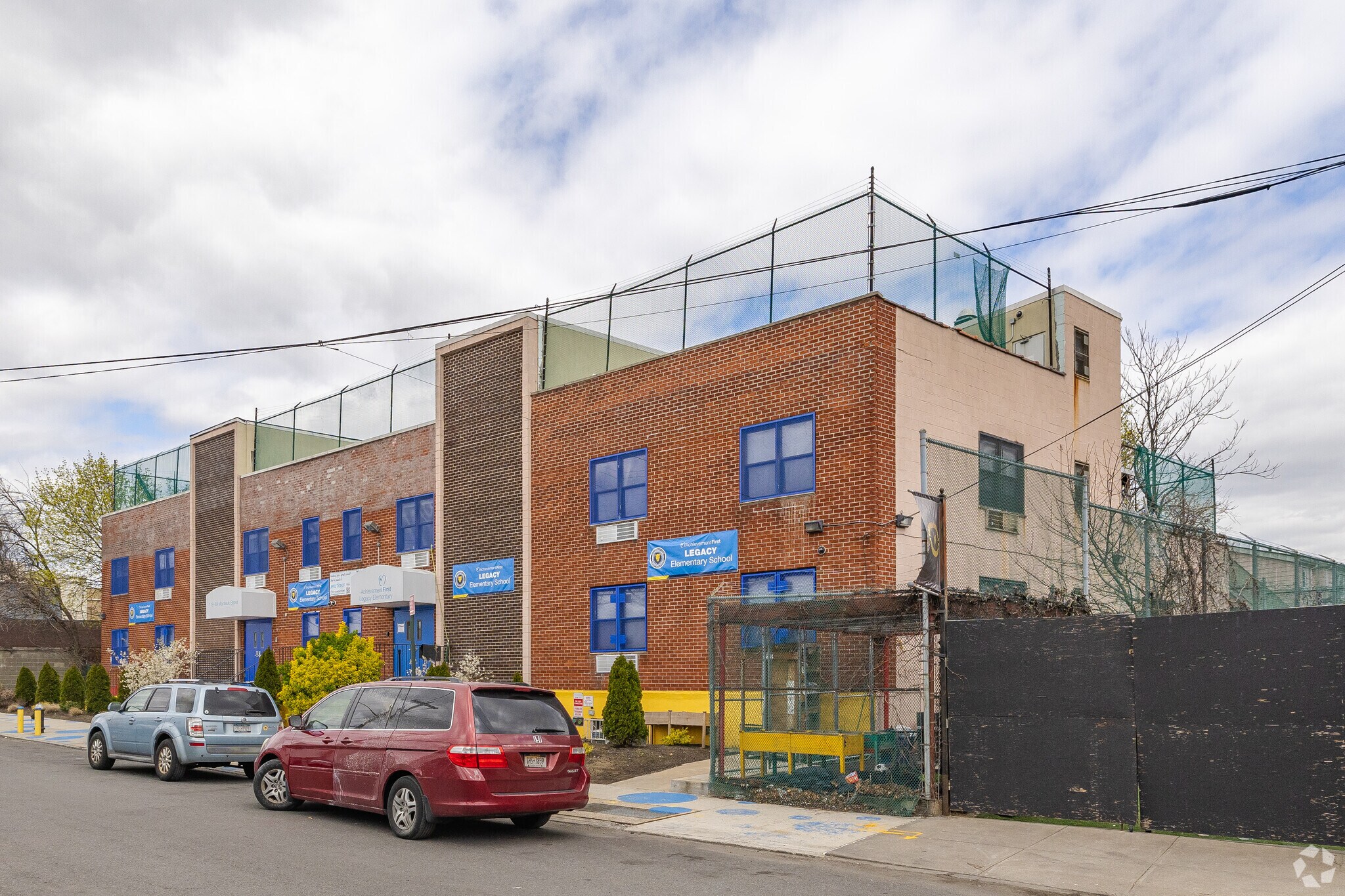 118-49 Montauk St, Jamaica, NY for sale Primary Photo- Image 1 of 1