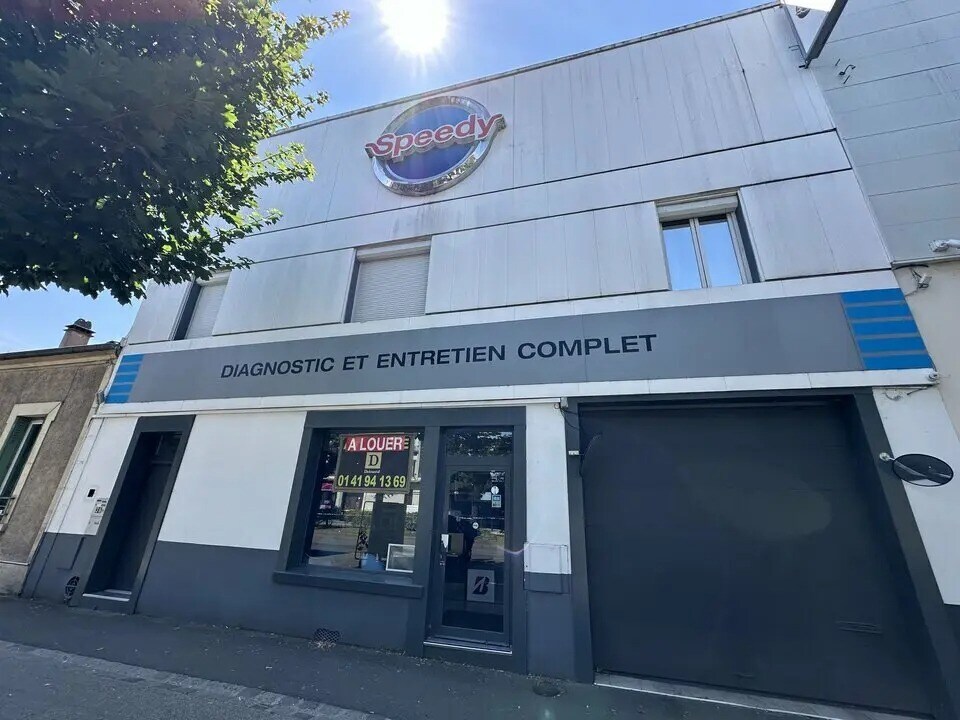 Retail in Maisons-Alfort for lease Primary Photo- Image 1 of 2