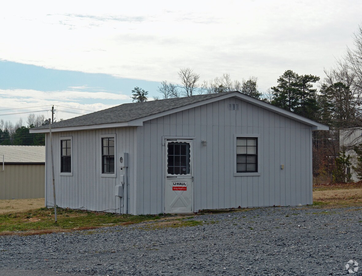 113 McKnight St, Asheboro, NC 27203