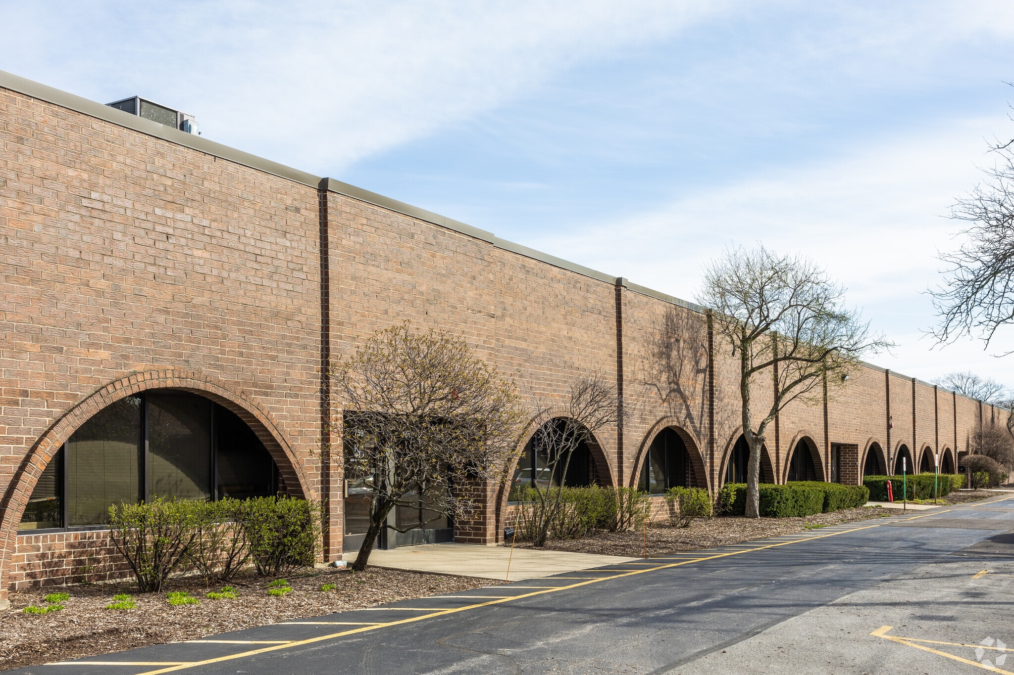 747-797 S Glenn Ave, Wheeling, IL for lease Building Photo- Image 1 of 12