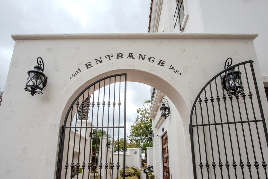 4650 Overland Ave, San Diego, CA for lease - Building Photo - Image 3 of 12