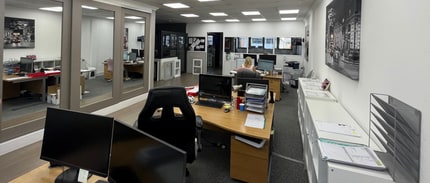 Dwight Rd, Watford for lease Interior Photo- Image 2 of 3