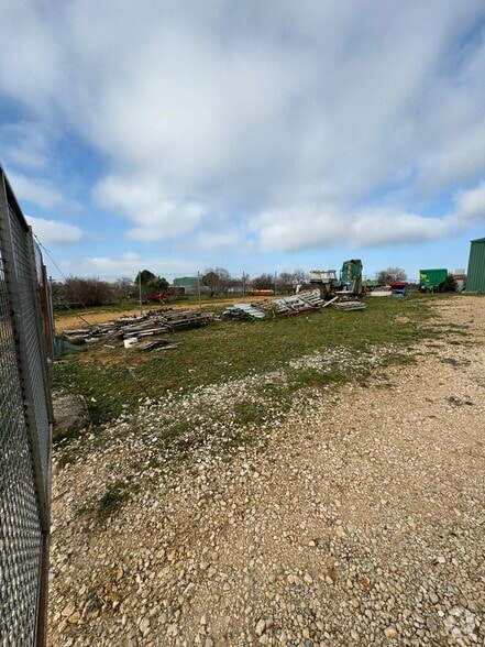 Land in Santorcaz, Madrid for sale - Primary Photo - Image 1 of 10