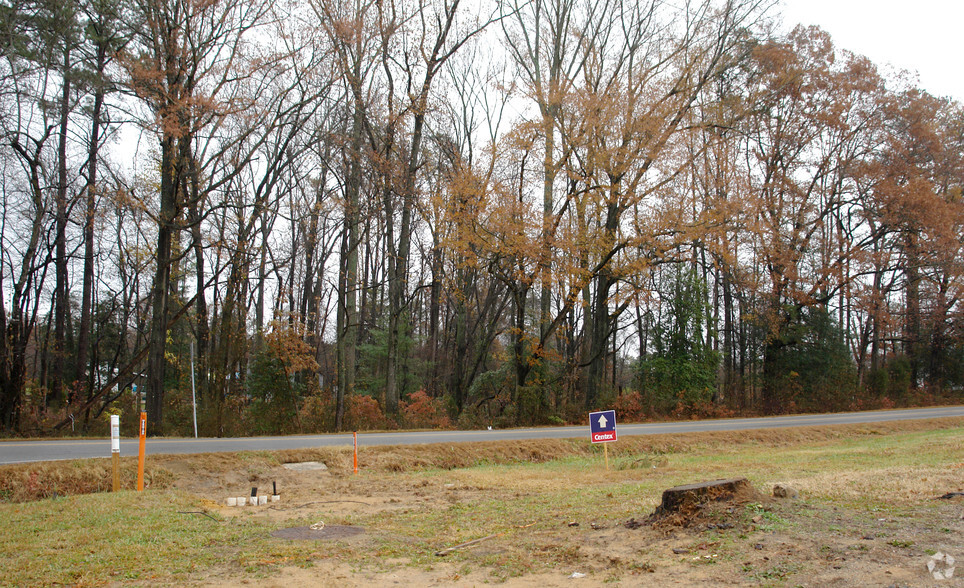 4009-4013 Barwell Rd, Raleigh, NC for sale - Primary Photo - Image 1 of 1