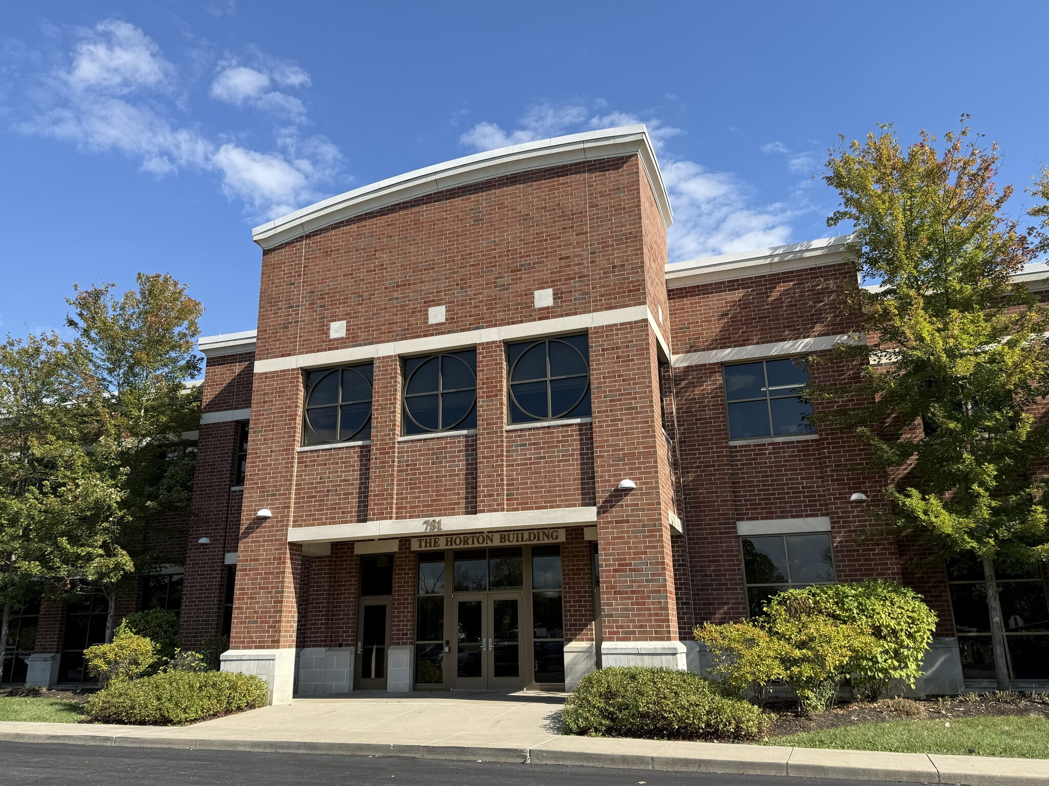 781 Irving Wick Dr W, Heath, OH for lease Building Photo- Image 1 of 8