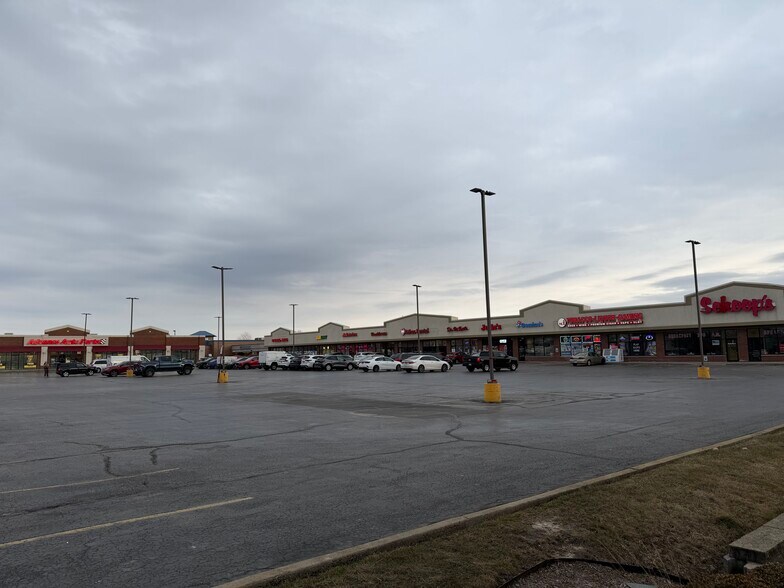 5701 W Monee Manhattan Rd, Monee, IL for lease - Building Photo - Image 2 of 12