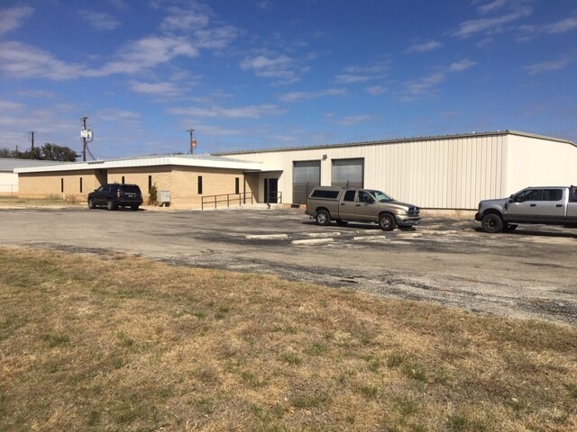 30130 Bulverde Ln, Bulverde, TX for sale - Building Photo - Image 1 of 1