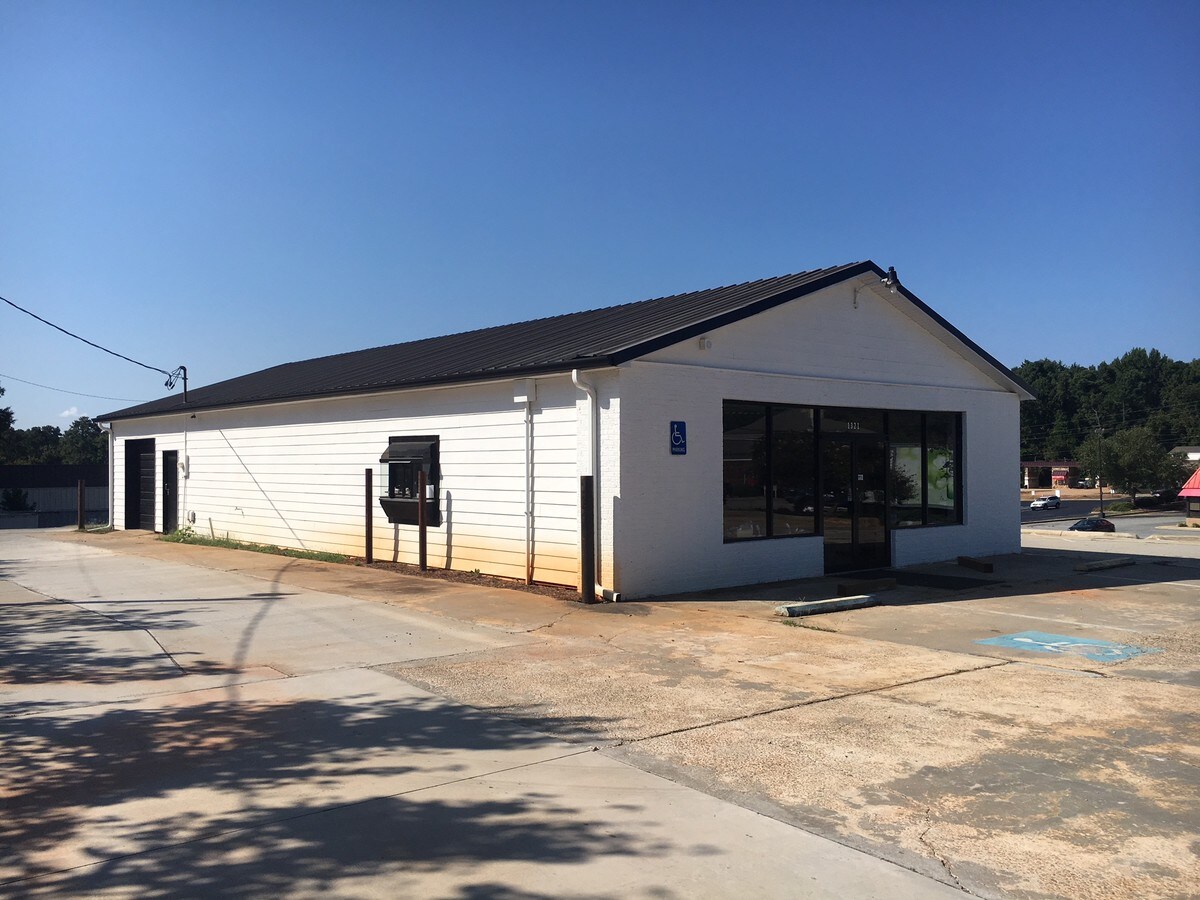 1321 Dutch Fork Rd, Irmo, SC 29063