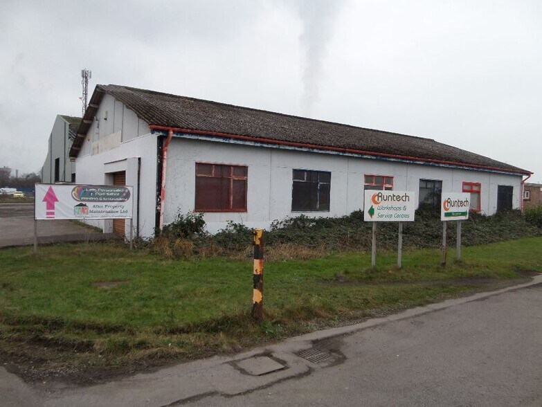 Llewellyns Quay, Port Talbot for sale - Primary Photo - Image 1 of 1