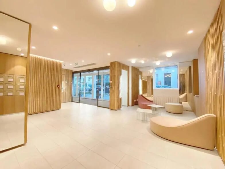 Office in Boulogne-Billancourt for lease - Building Photo - Image 3 of 8