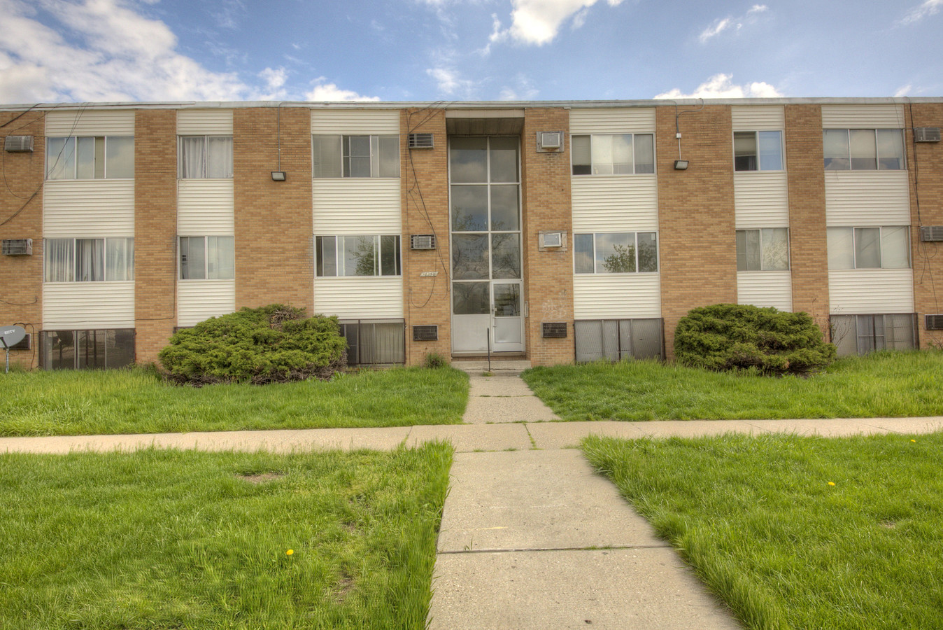 18250 Weaver St, Detroit, MI 48228 | LoopNet