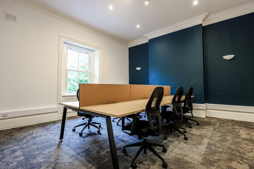 First Ave, Newcastle Under Lyme for lease - Building Photo - Image 2 of 10