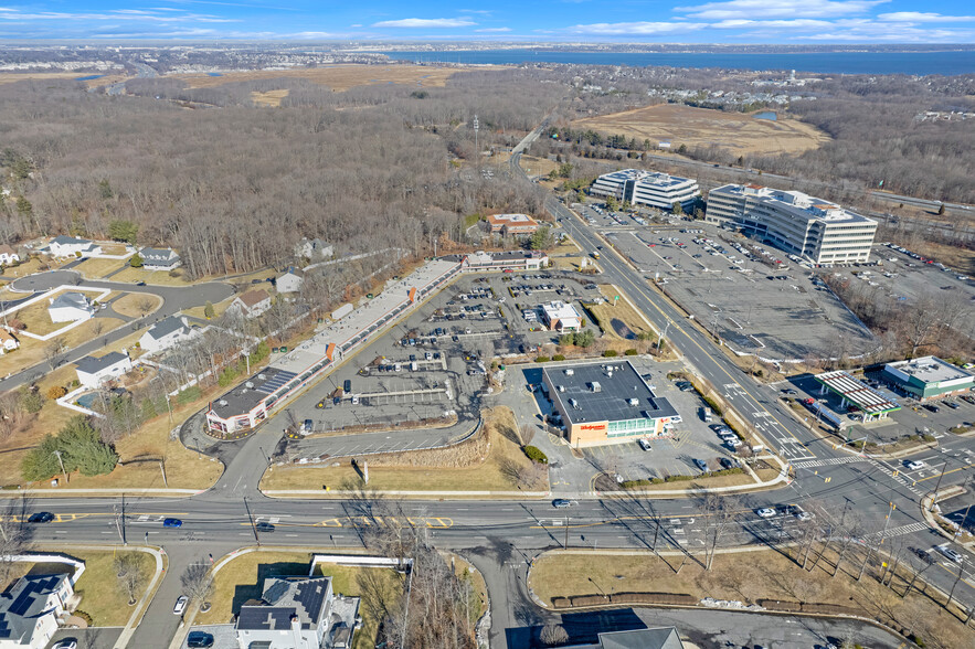 345 Matawan Rd, Matawan, NJ for lease - Building Photo - Image 3 of 23