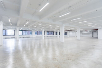 521 W 57th St, New York, NY for lease Interior Photo- Image 2 of 3