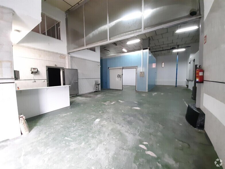 Industrial in Fuenlabrada, Madrid for sale - Primary Photo - Image 1 of 1