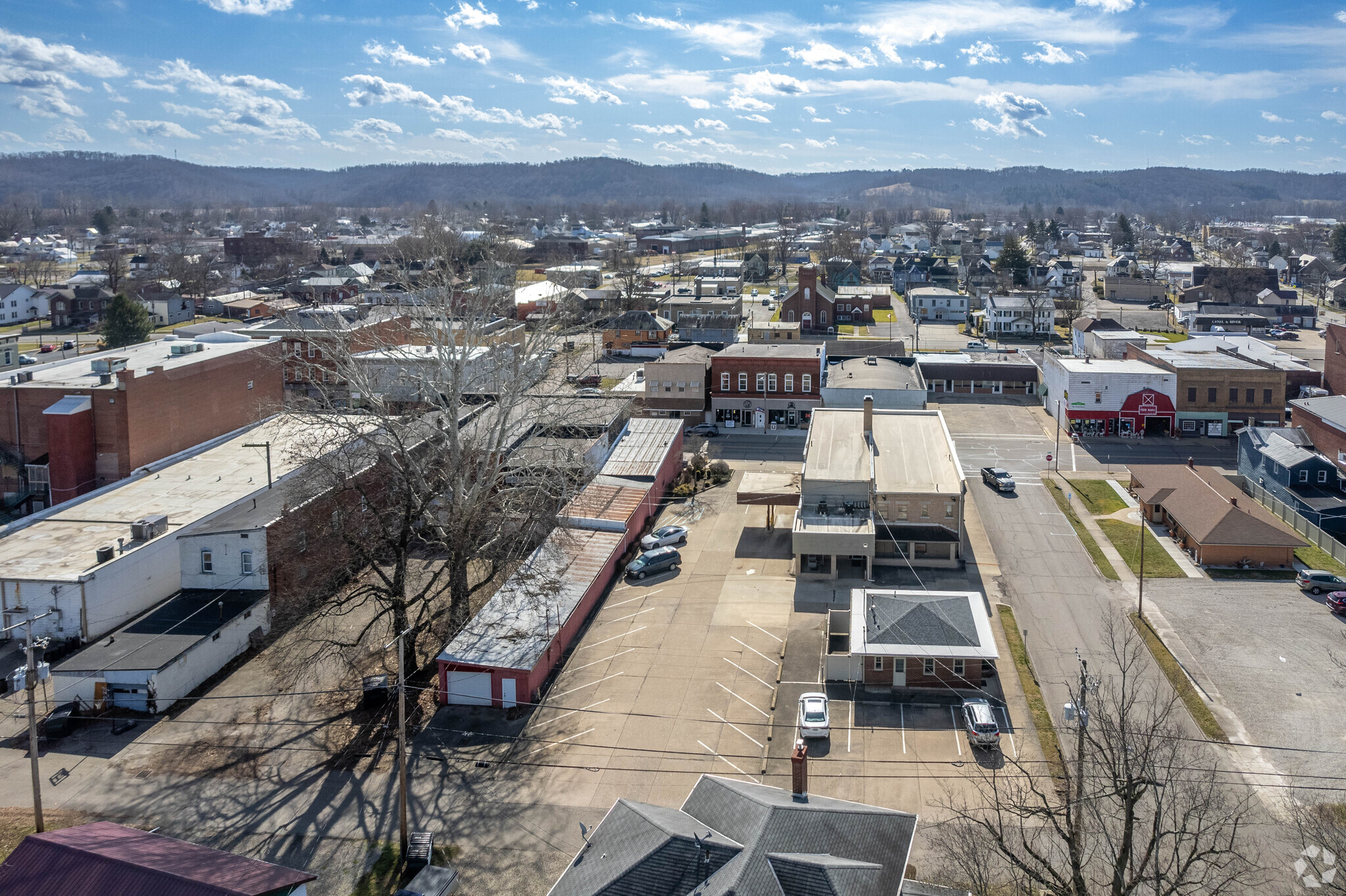 150 W Main St, Newcomerstown, OH 43832 - Retail For Sale | LoopNet