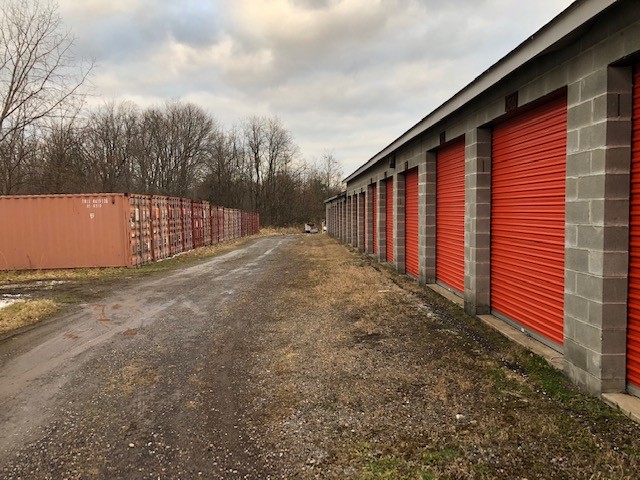5560 W Webb Rd, Austintown, OH for sale - Building Photo - Image 1 of 1