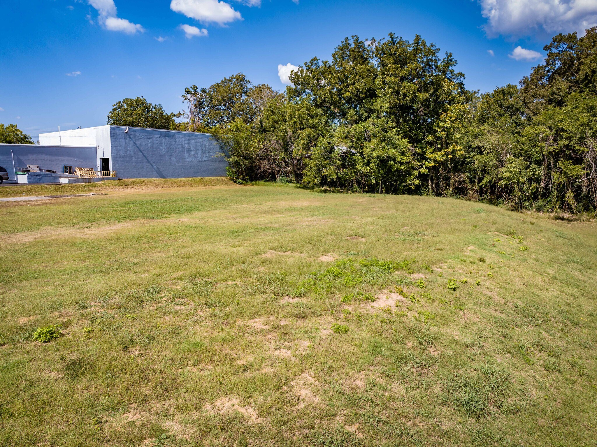 297 E Main St, Parsons, TN 38363 297 E Main Street Parsons, TN