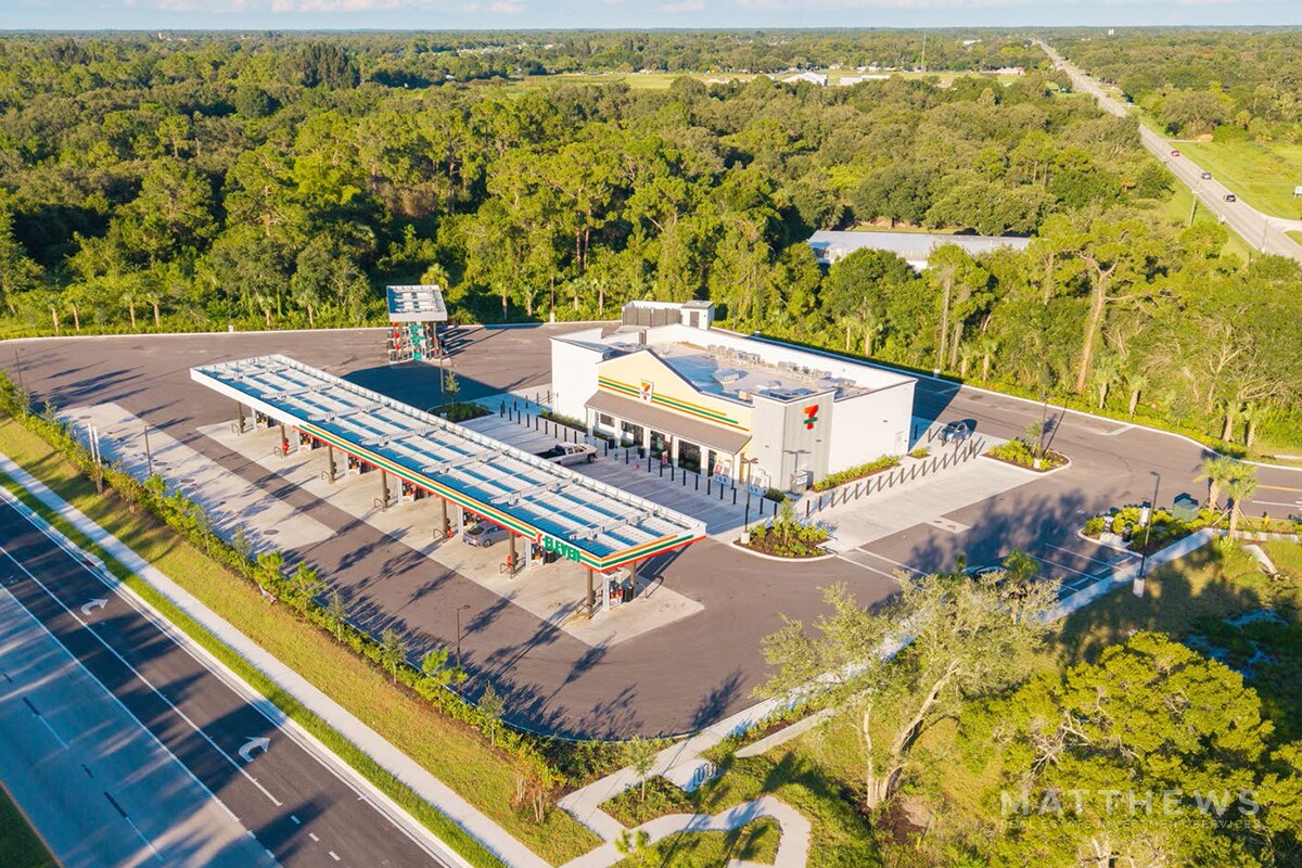 1350 Cowboy way, LaBelle, FL for sale Building Photo- Image 1 of 1