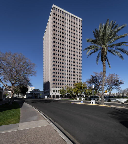 4000 N Central Ave, Phoenix, AZ for lease - Building Photo - Image 1 of 9