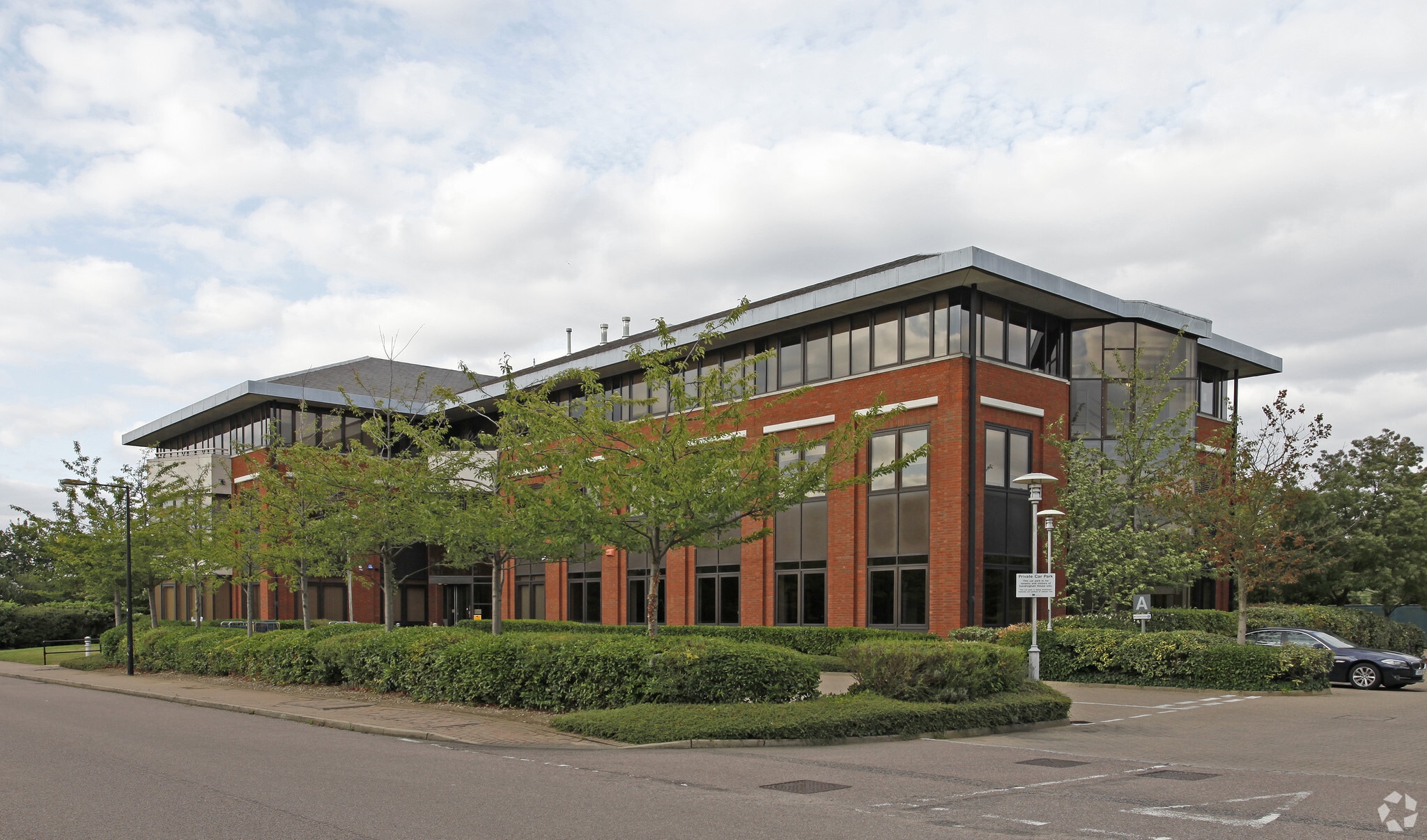 Sandringham Ave, Harlow for sale Primary Photo- Image 1 of 1