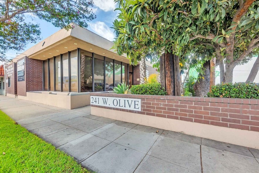 241 W Olive Ave, Burbank, CA for lease - Building Photo - Image 1 of 21
