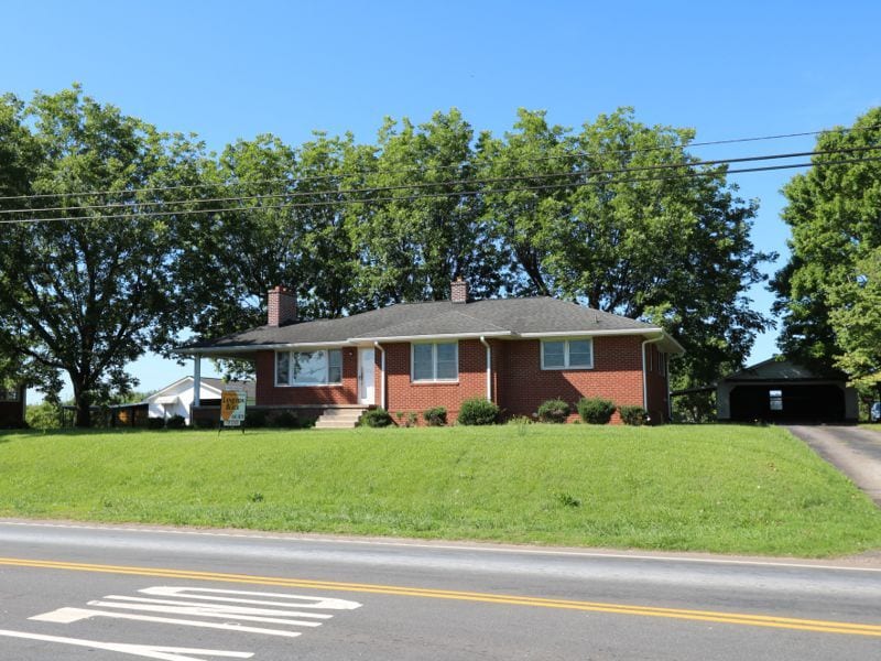 2541 Locust Hill Rd, Taylors, SC for lease Building Photo- Image 1 of 11