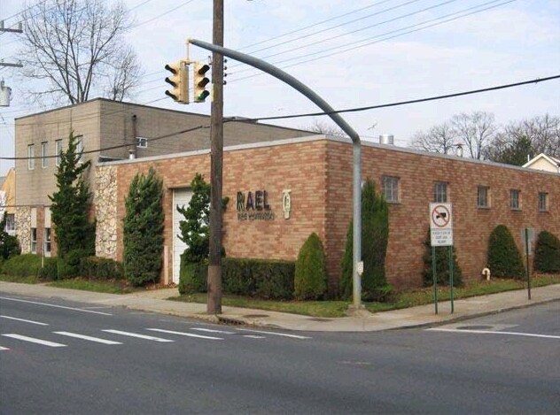 601 Merrick Rd, Lynbrook, NY for sale - Primary Photo - Image 1 of 1