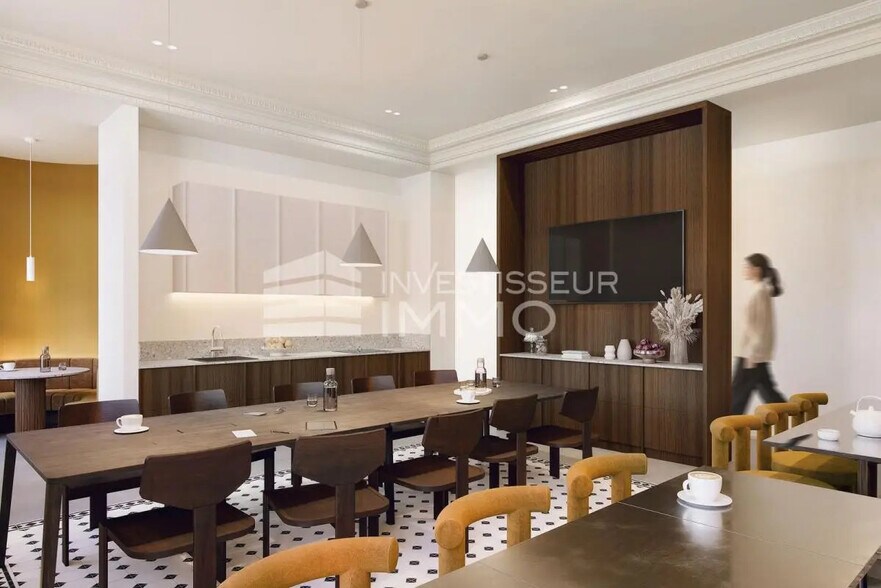 Office in Paris for lease - Interior Photo - Image 2 of 5