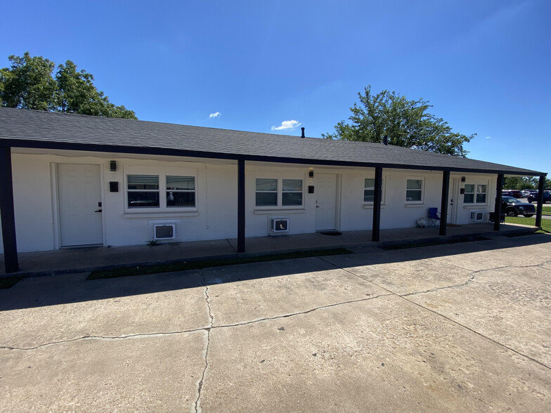 3927 E 28th St, Tulsa, OK for sale - Building Photo - Image 1 of 8