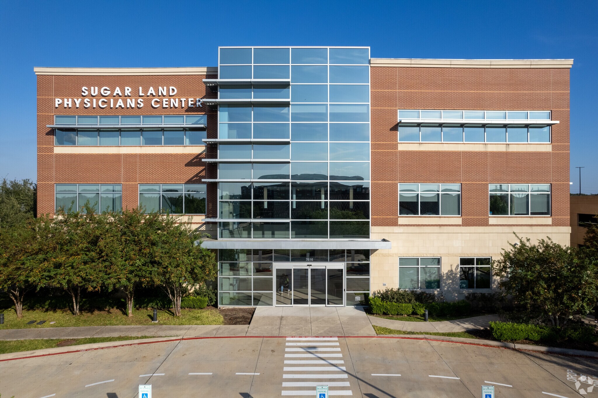 7616 Branford Pl, Sugar Land, TX 77479 - Sugar Land Physicians Center