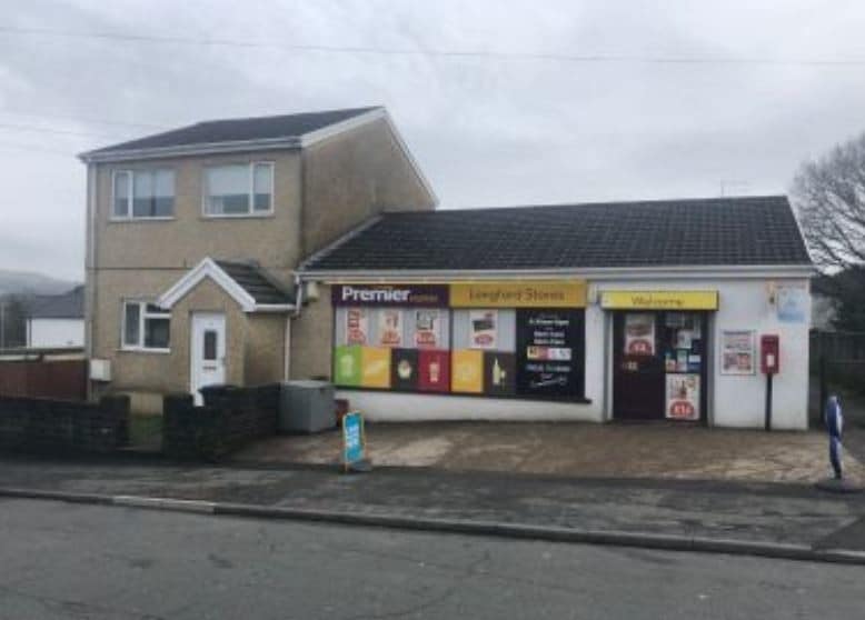 1A Heol Esgyn, Neath for sale - Primary Photo - Image 1 of 1