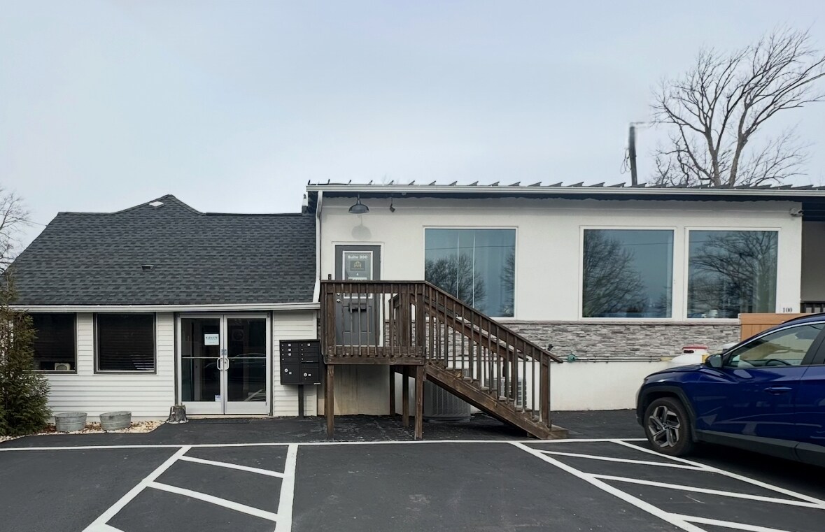 29 S Trooper Rd, Norristown, PA for lease Building Photo- Image 1 of 10