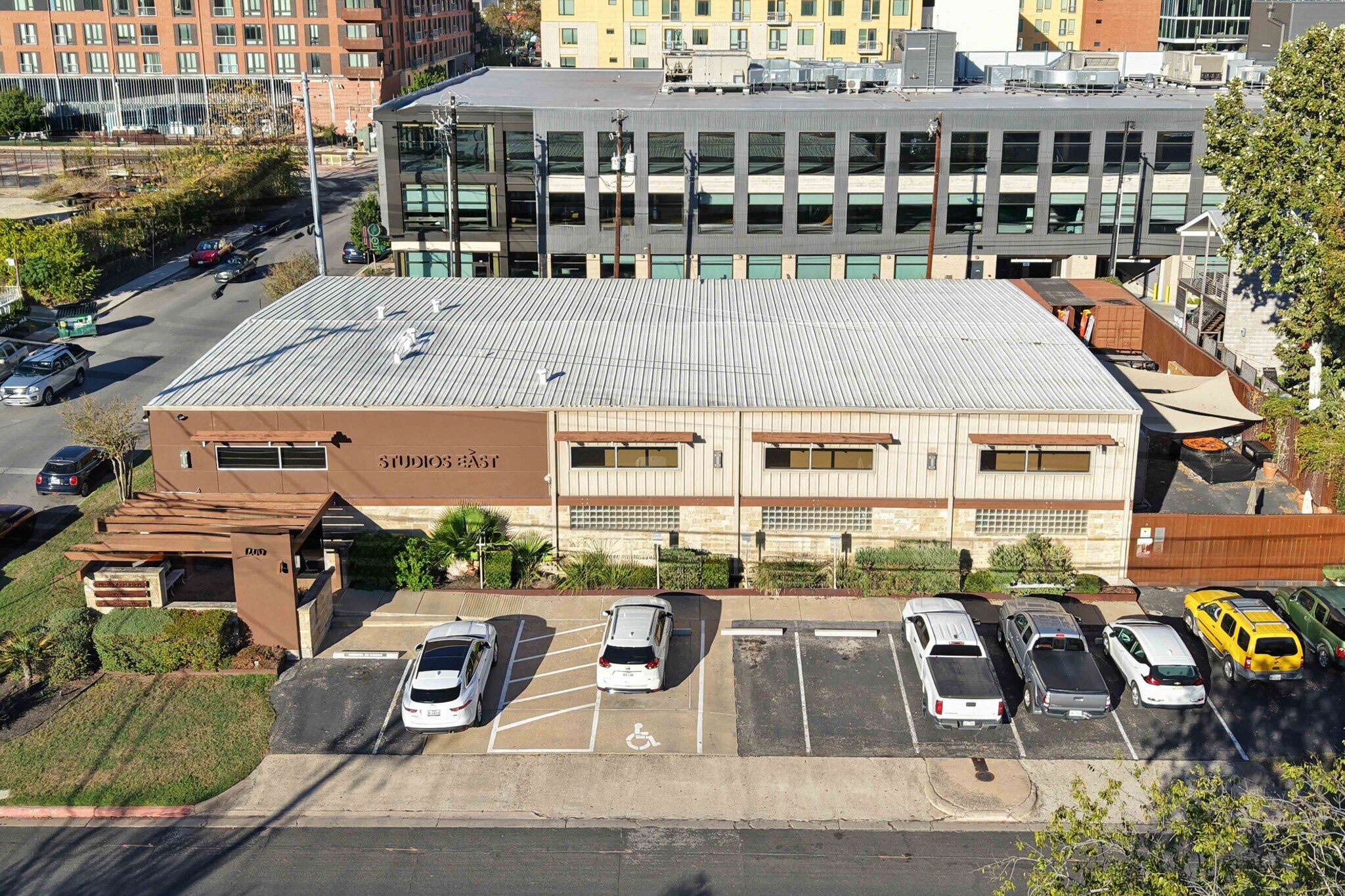 1200 E 3rd St, Austin, TX for lease Building Photo- Image 1 of 12
