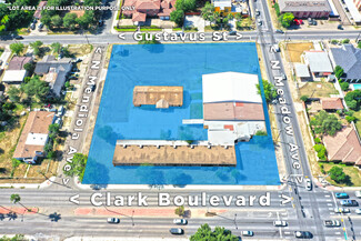 More details for 1600 Clark Blvd, Laredo, TX - Retail for Sale