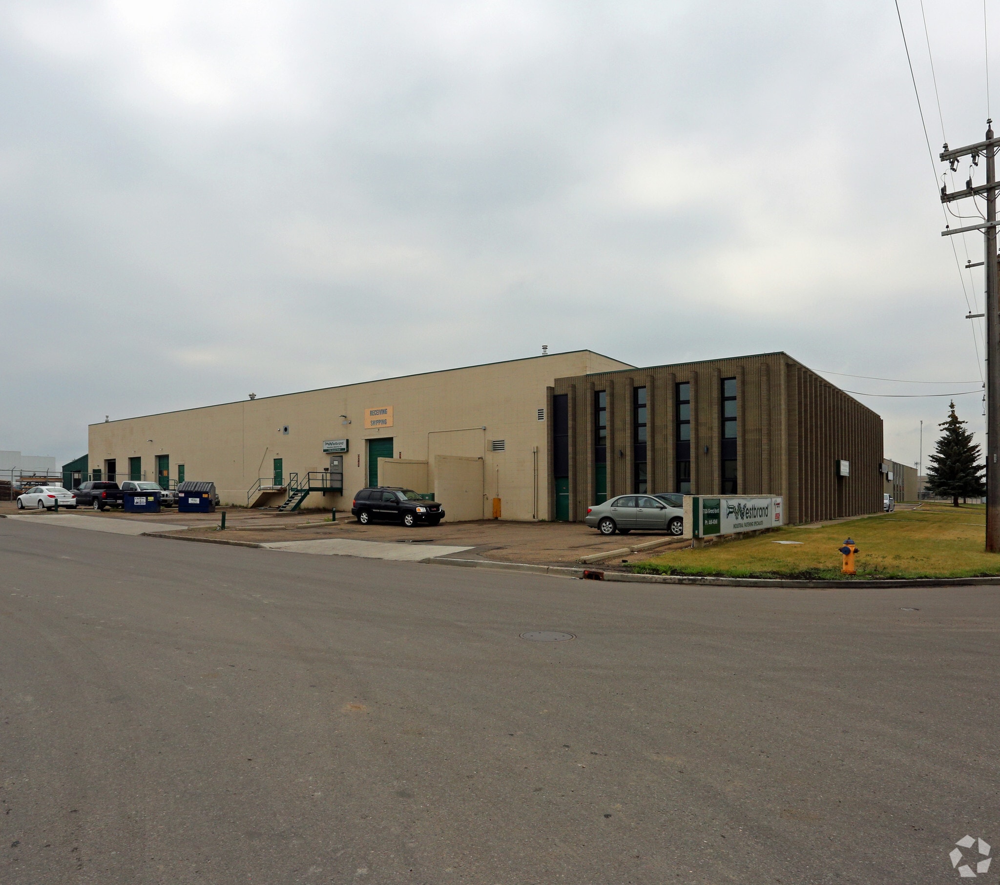 7105 Girard Rd NW, Edmonton, AB for sale Primary Photo- Image 1 of 1