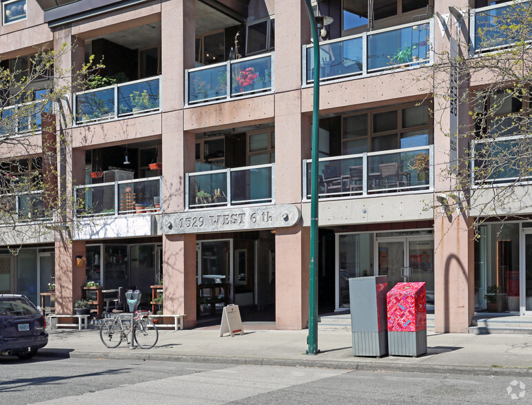 1515-1555 W 6th Ave, Vancouver, BC for lease - Building Photo - Image 2 of 3